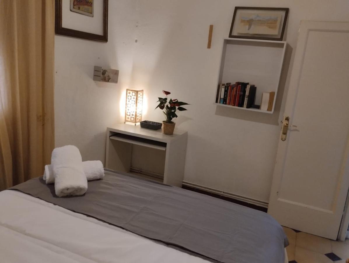Apartmán Gaudi 51 Barcelona Exteriér fotografie