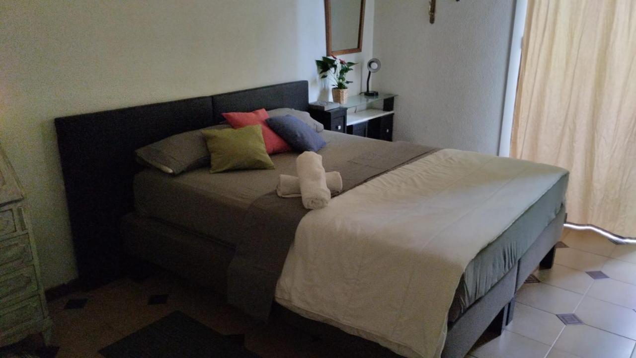 Apartmán Gaudi 51 Barcelona Exteriér fotografie
