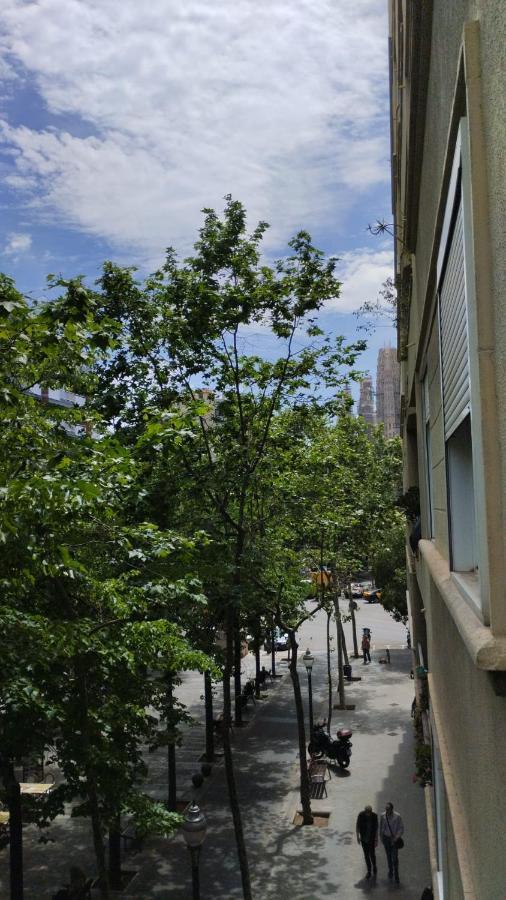 Apartmán Gaudi 51 Barcelona Exteriér fotografie