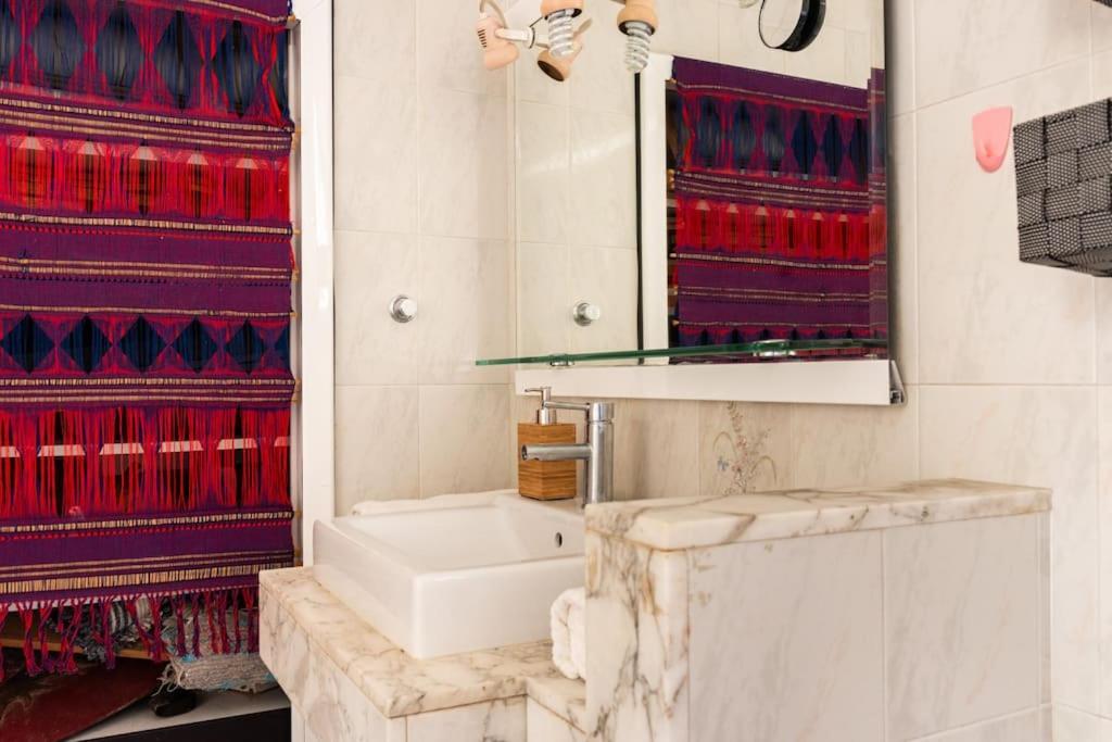 Apartmán Gaudi 51 Barcelona Exteriér fotografie